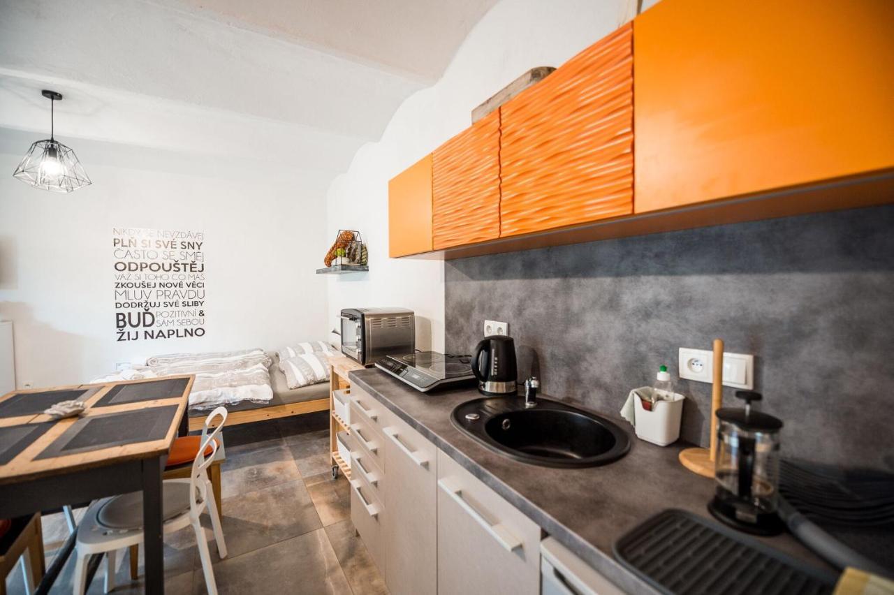 Apartman Ve Dvore Ratiskovice Exterior foto